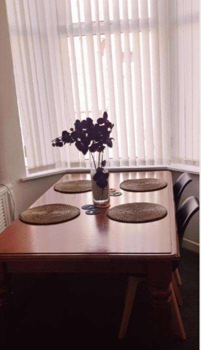 Room In A Shared House! ليفربول المظهر الخارجي الصورة